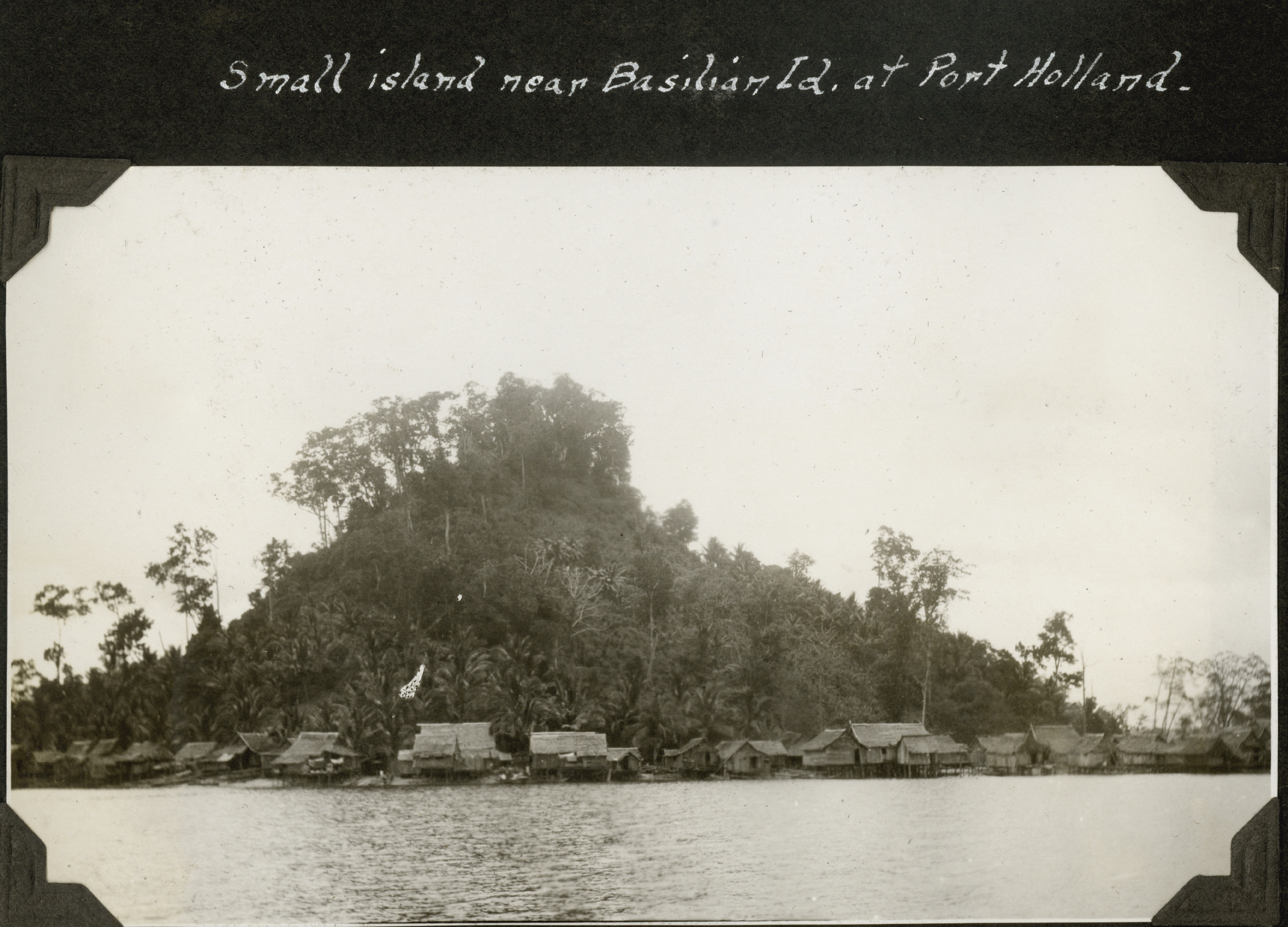 Small island off Basilan Island near Portholland