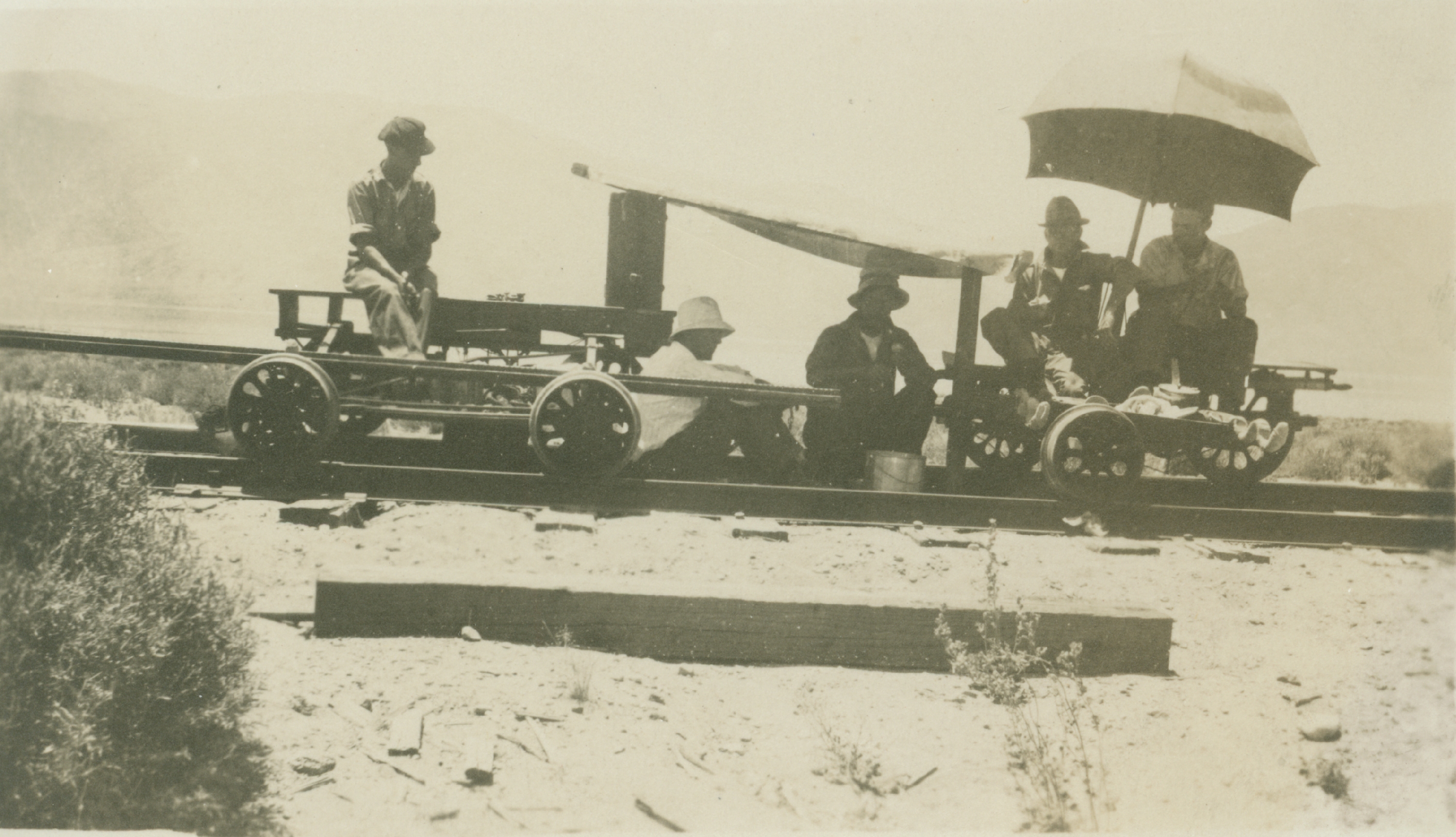 Level crew with velocipedes making only available shade