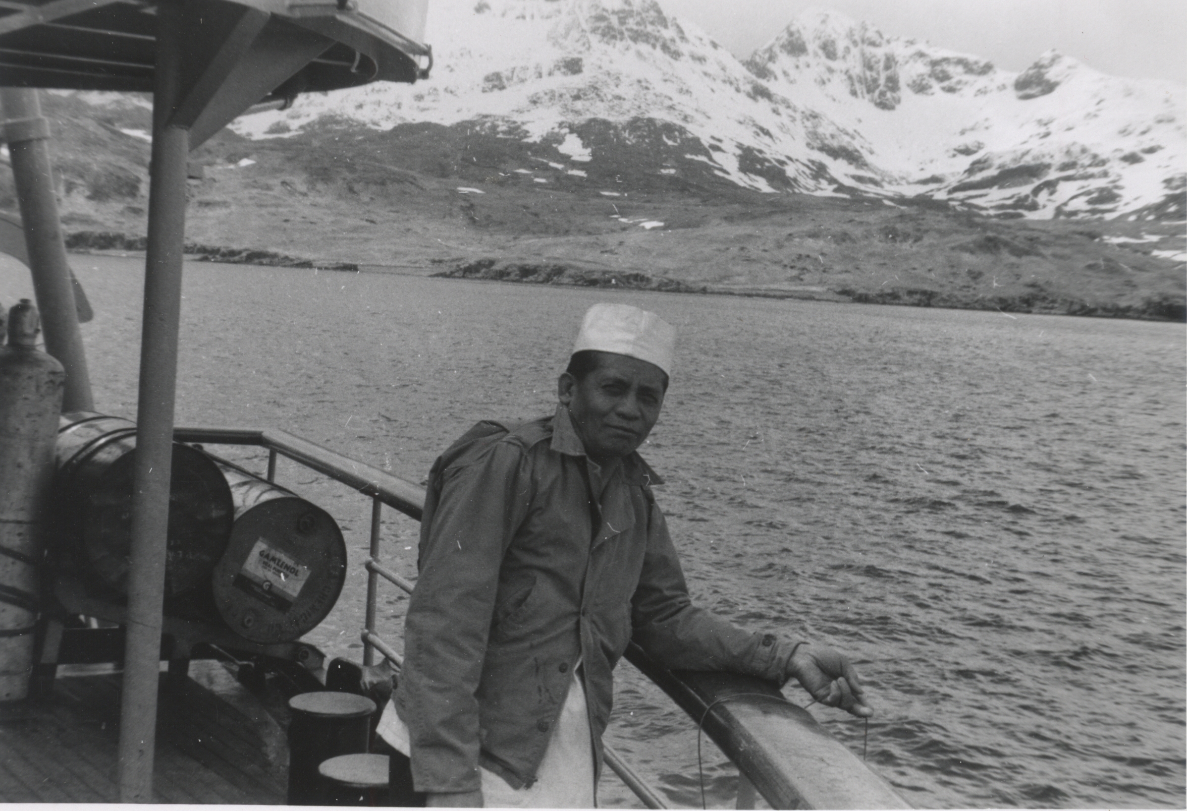 PATHFINDER's cook seeing if he can catch dinner