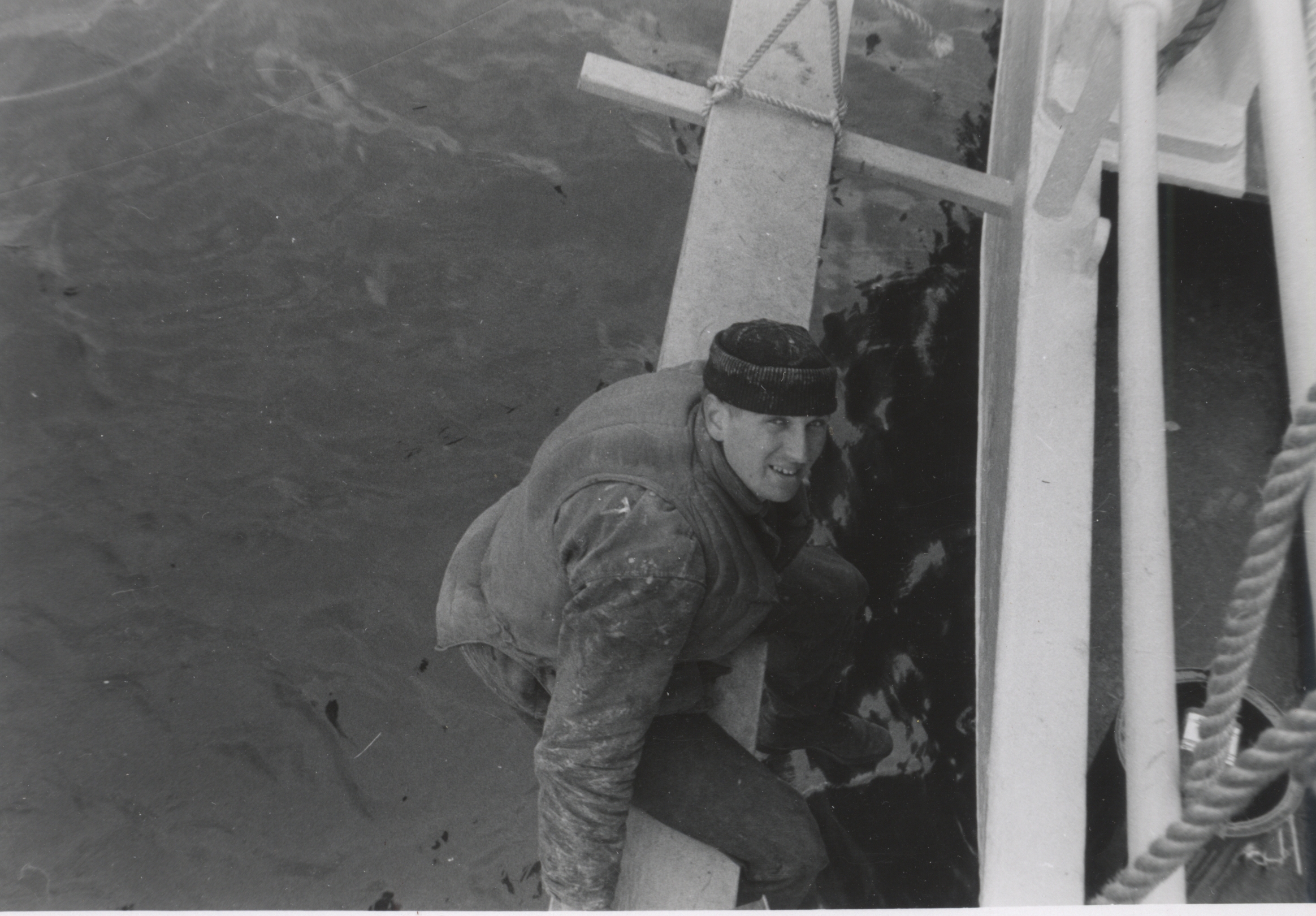 HMMM!!!  This doesn't look to safe by today's standards