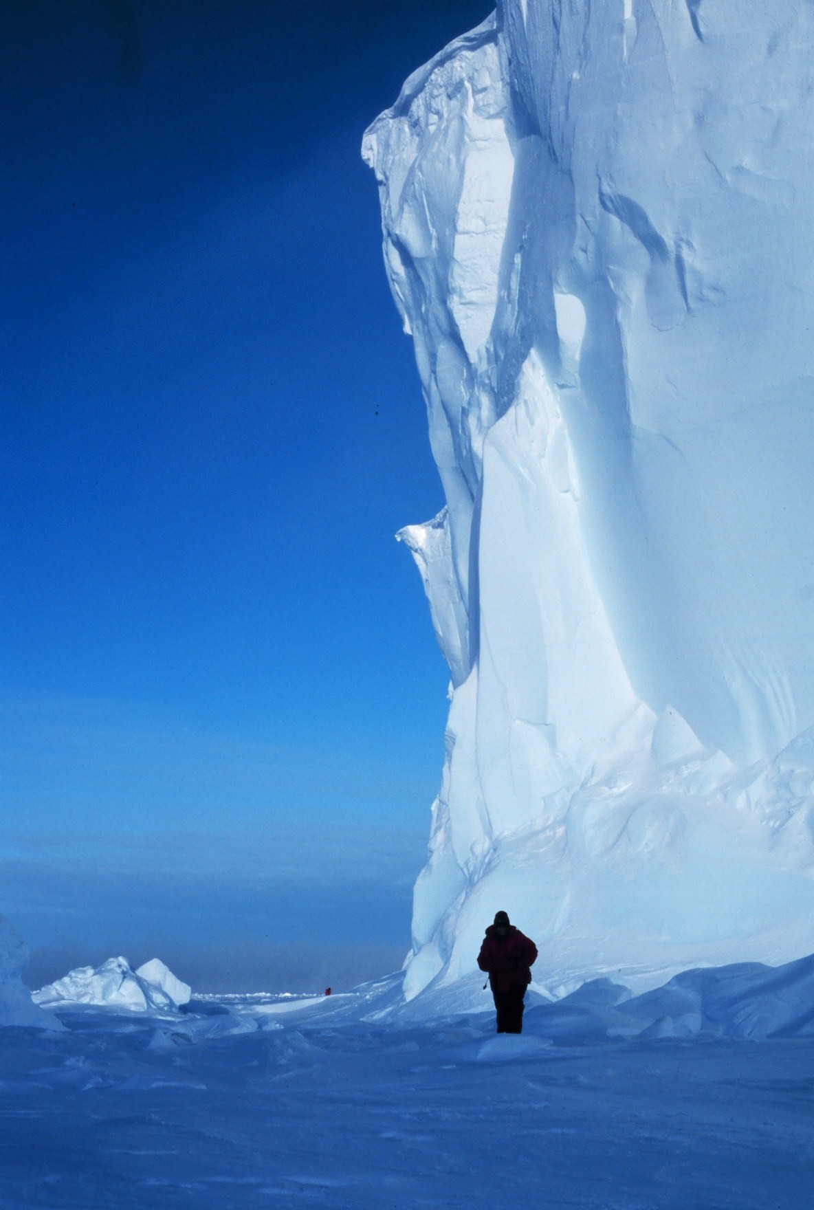 The Ross Ice Shelf at the Bay of Whales