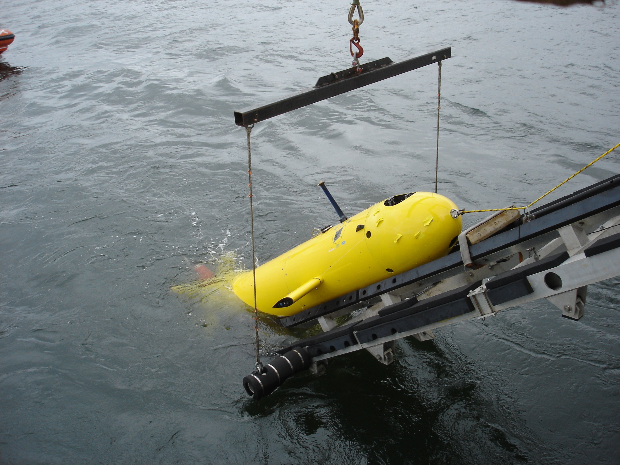 Testing the Eagle Ray AUV ( Autonomous underwater vehicle) from the NOAAShip HENRY BIGELOW