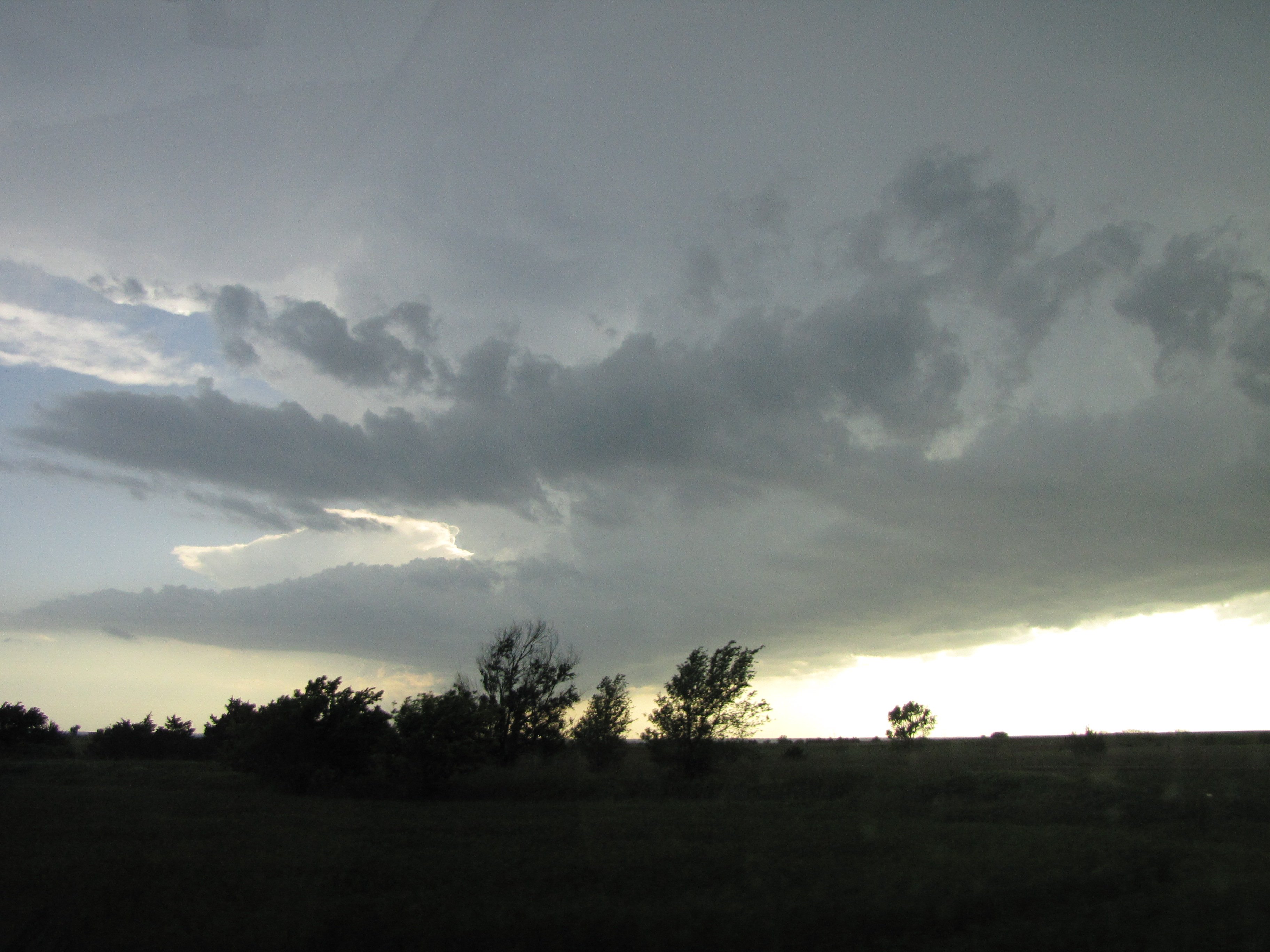 Spectacular thunderstorm and super cell clouds observed during VORTEX2