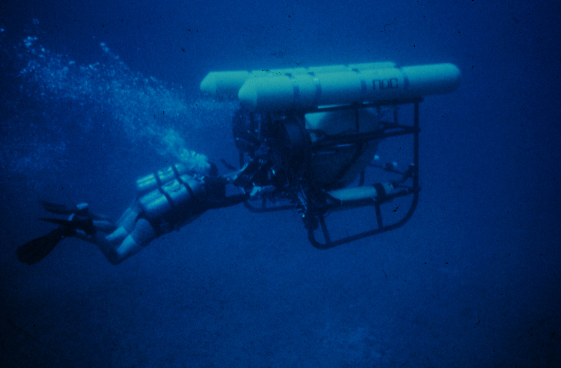 Diving Engine Person nur05522.jpg | National Oceanic and Atmospheric Administration