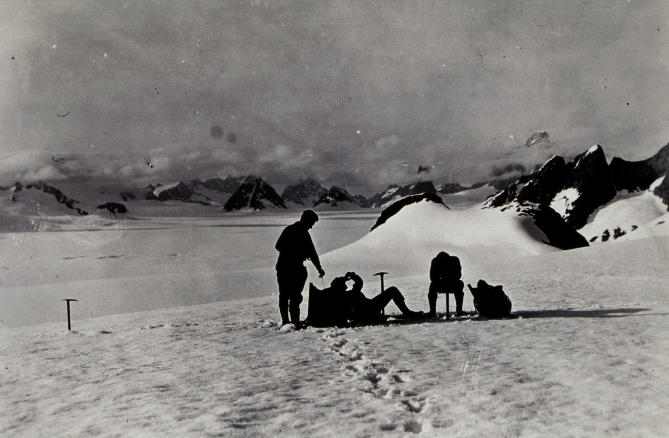 pl23_theb0773.jpg National Oceanic and Atmospheric Administration