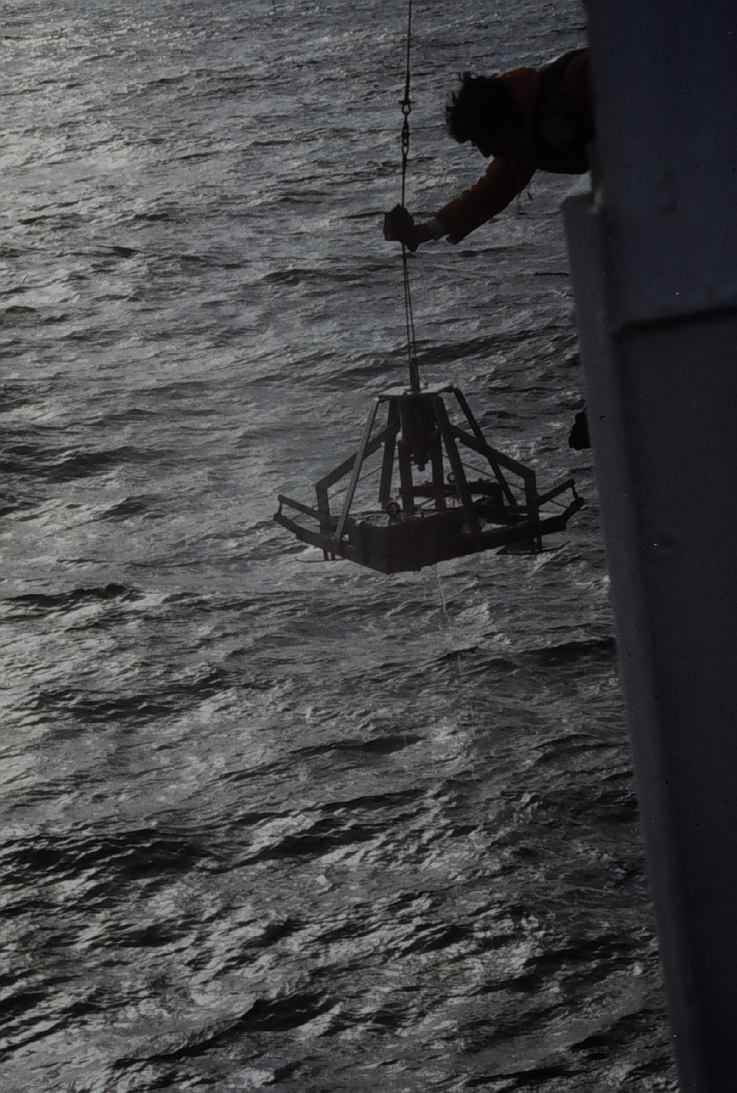 Spring loaded grab sampler being deployed from PEIRCE