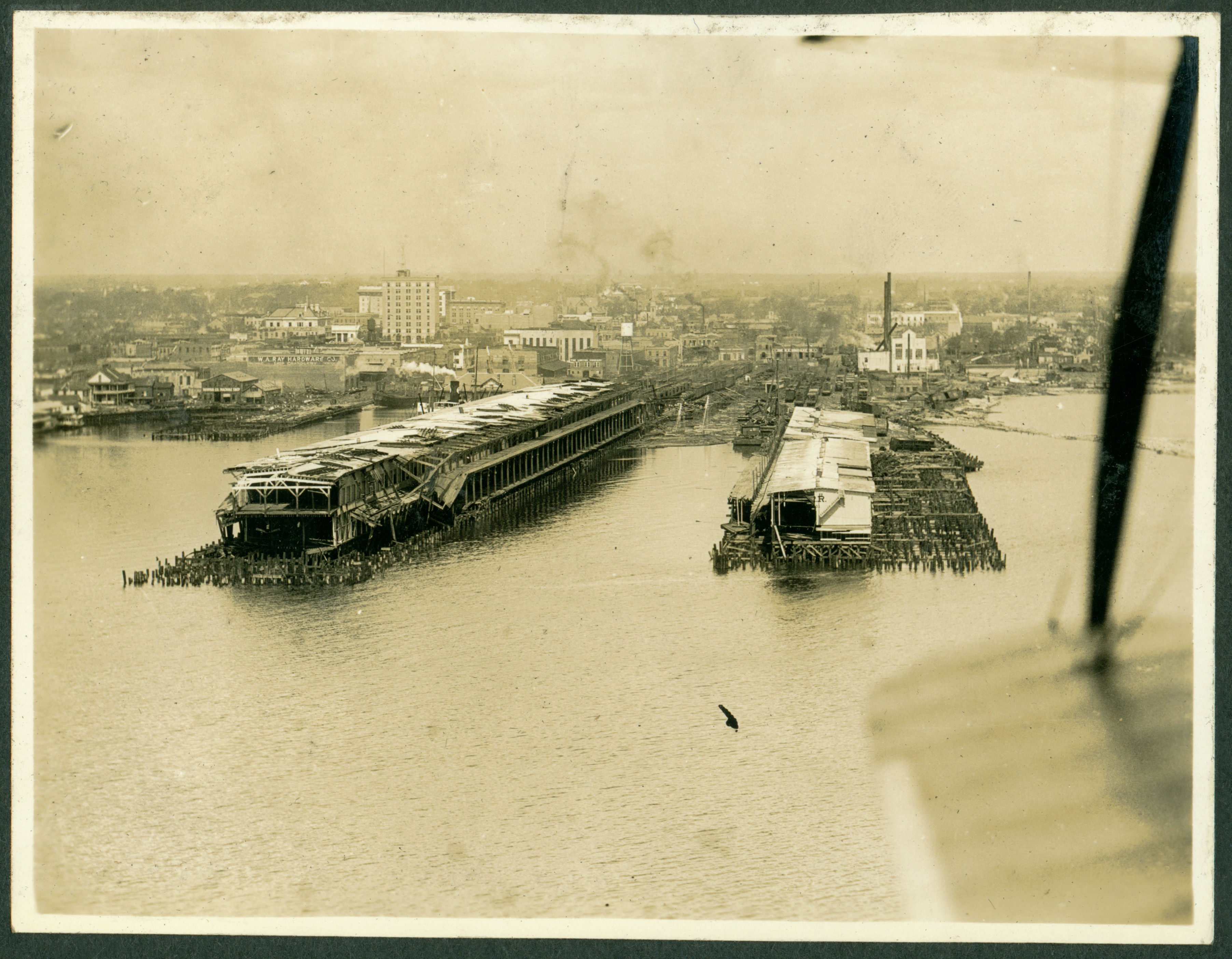 Although known as the Great Miami Hurricane, it also devastated parts of theGulf Coast