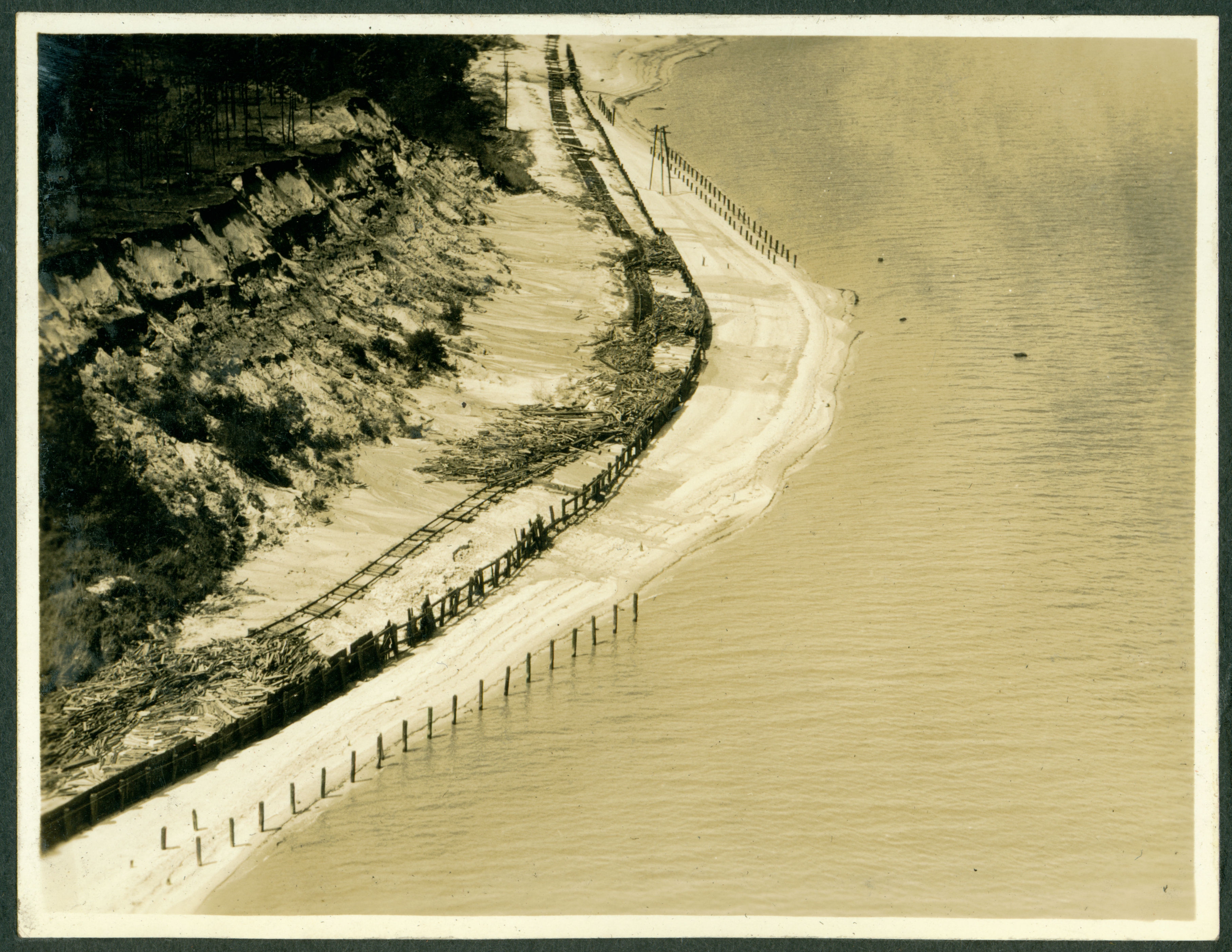 Although known as the Great Miami Hurricane, it also devastated parts of theGulf Coast