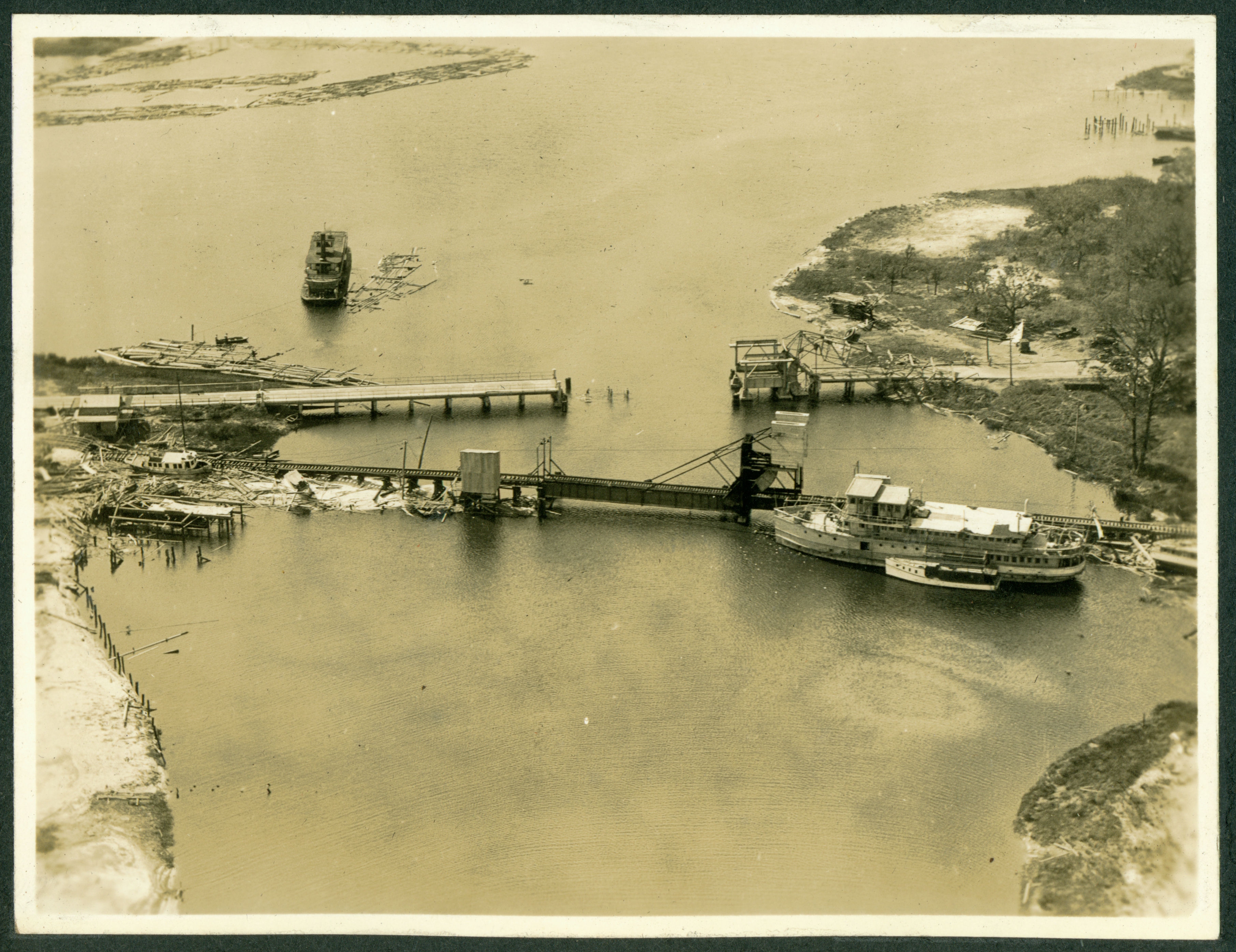 Although known as the Great Miami Hurricane, it also devastated parts of theGulf Coast
