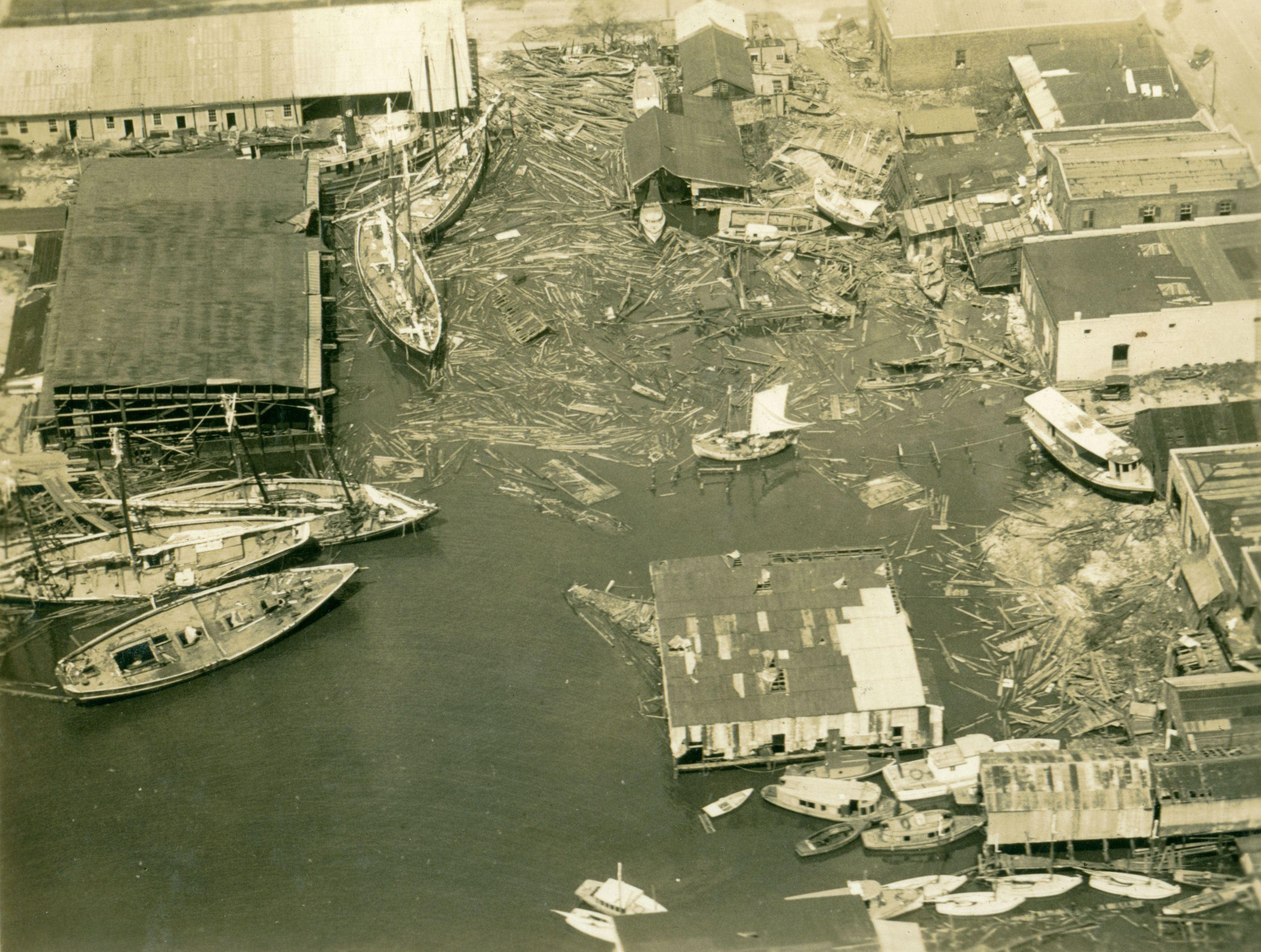 Although known as the Great Miami Hurricane, it also devastated parts of theGulf Coast