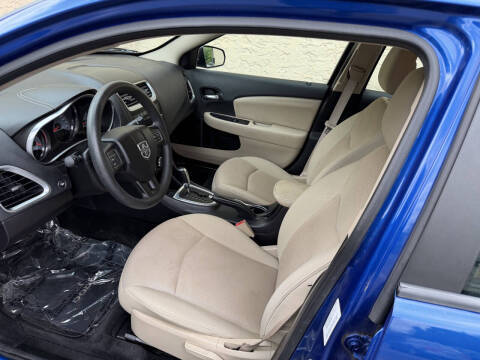 2014 Dodge Avenger SE - Photo 6