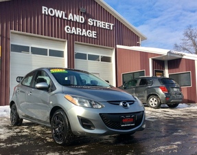 2013 Mazda Mazda2 Sport's photo