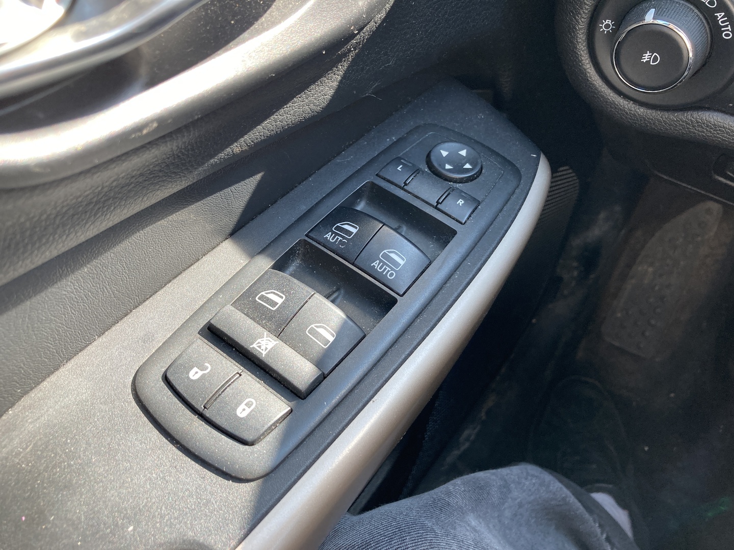 2017 Jeep Cherokee Limited - Photo 20