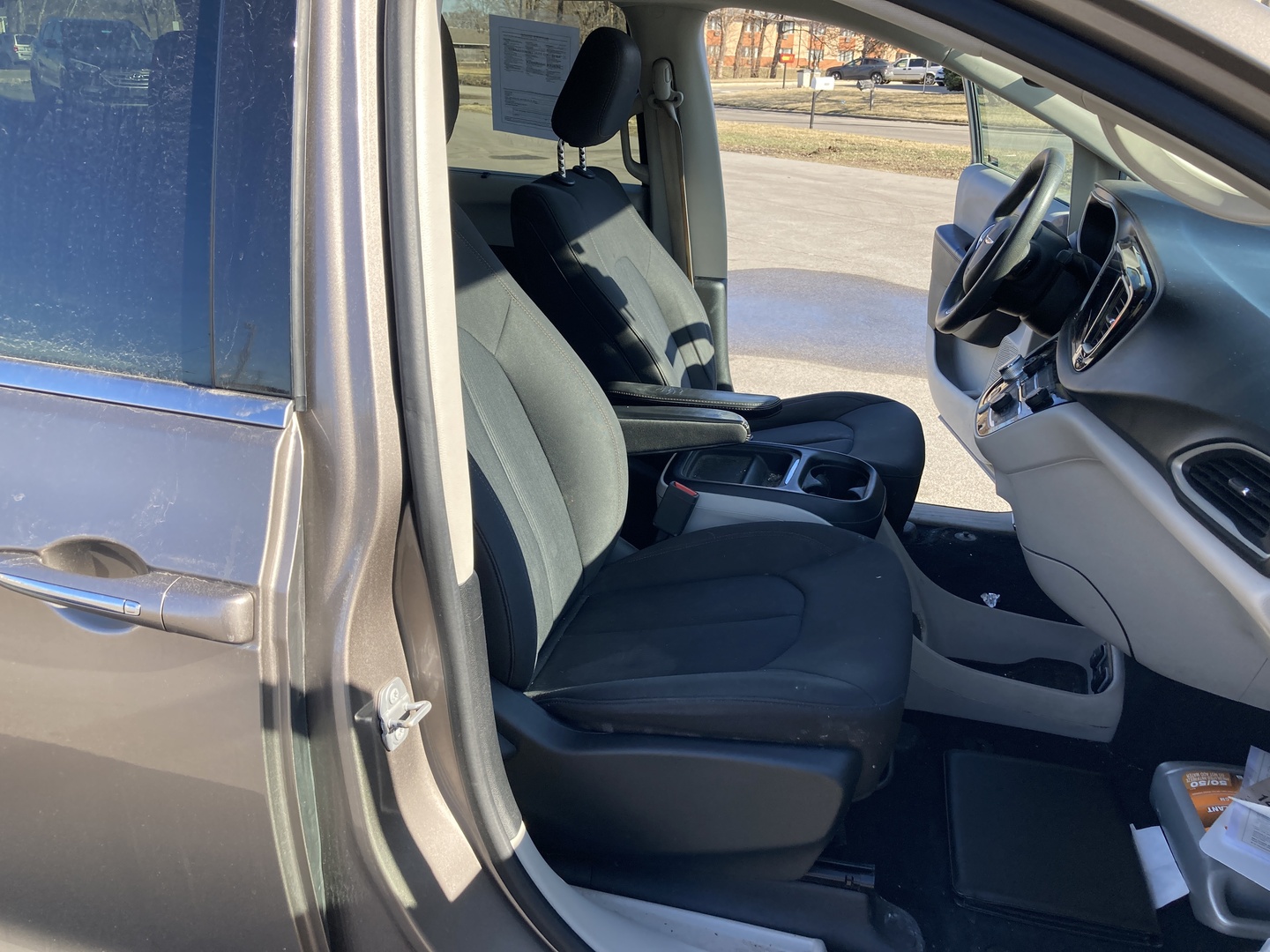 2017 Chrysler Pacifica Touring Plus - Photo 10