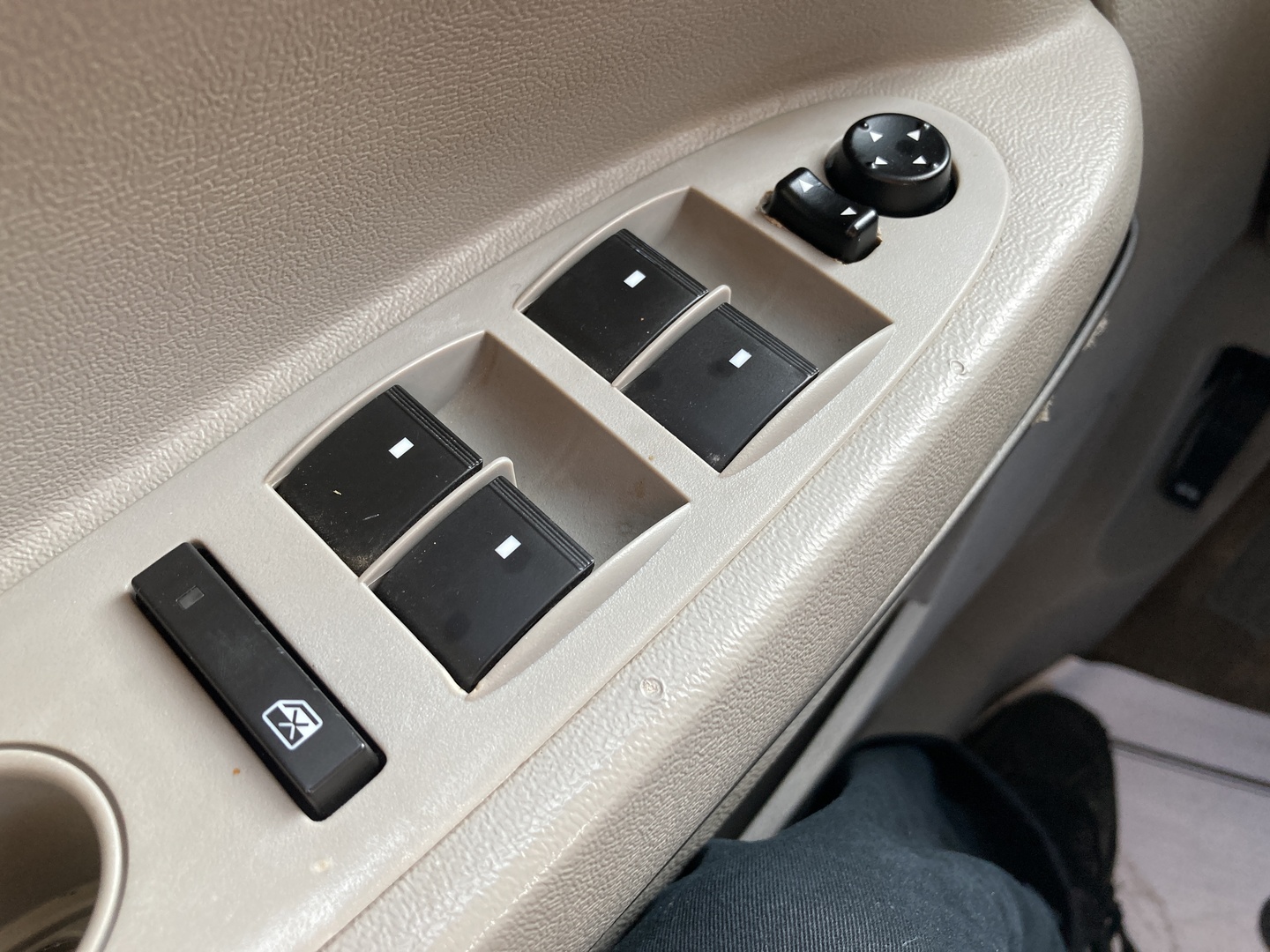 2011 Chevrolet HHR LT - Photo 18
