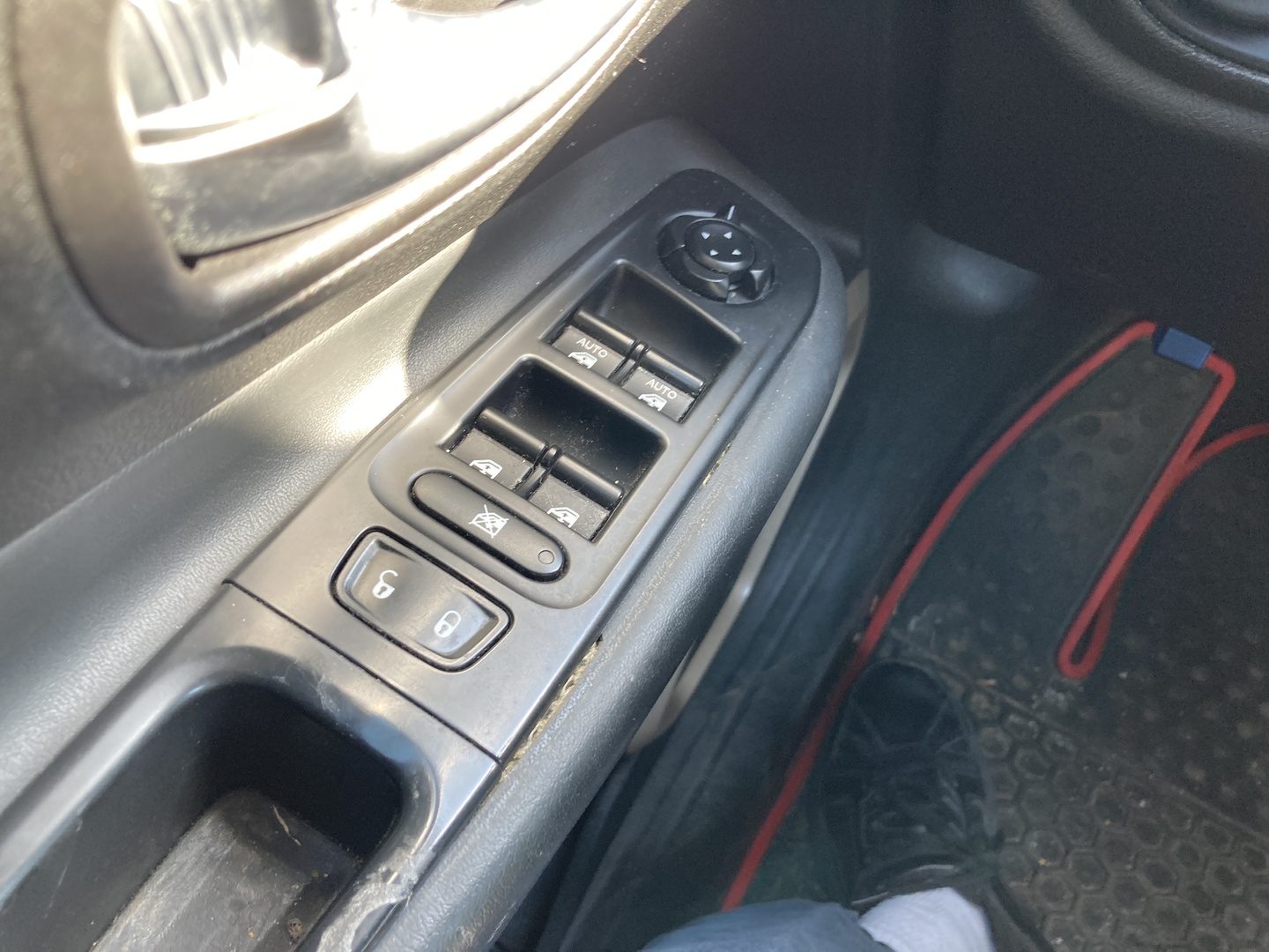 2015 Jeep Renegade Limited - Photo 19