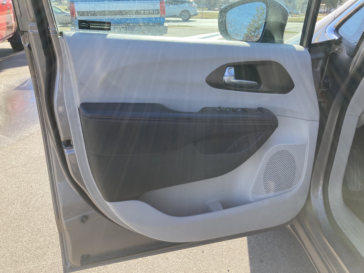 2017 Chrysler Pacifica Touring Plus - Photo 13