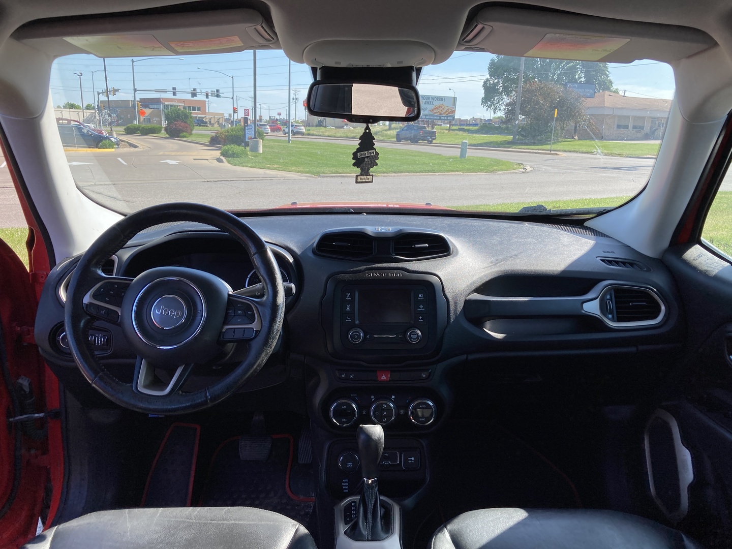 2015 Jeep Renegade Limited - Photo 13