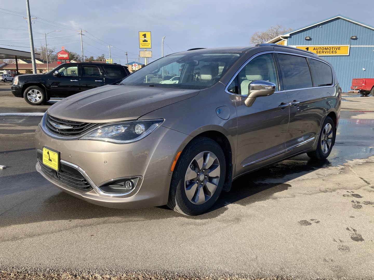 2017 Chrysler Pacifica Hybrid