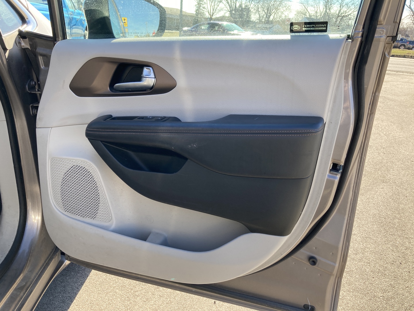 2017 Chrysler Pacifica Touring Plus - Photo 14