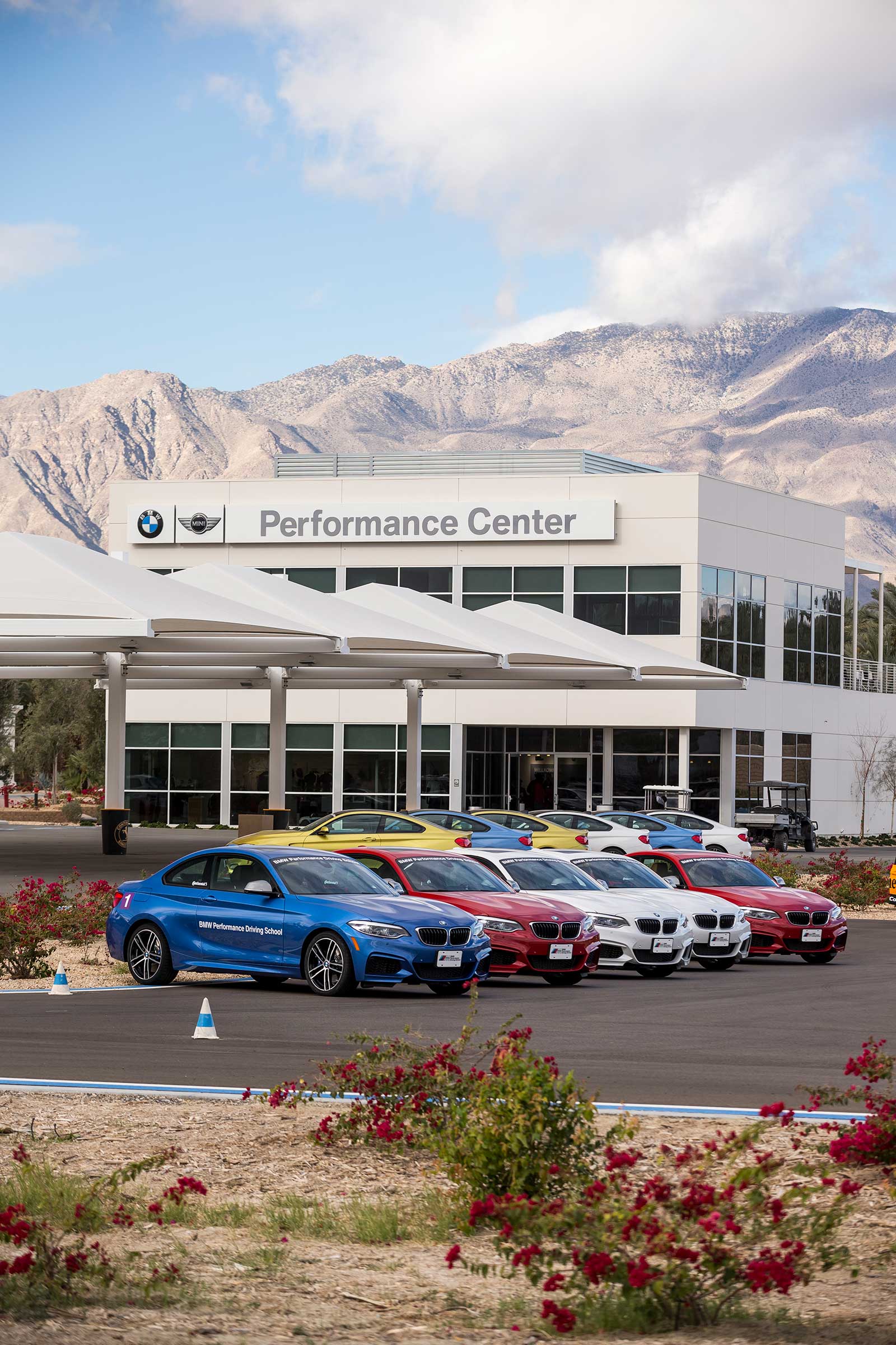 performance_center_2123 - BimmerFile