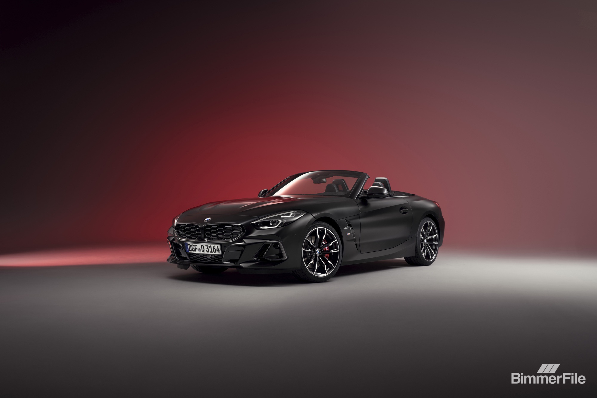 BMW_AK_Z4_34Front_rot.jpg