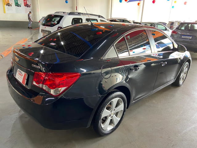 Chevrolet cruze 4dr nb