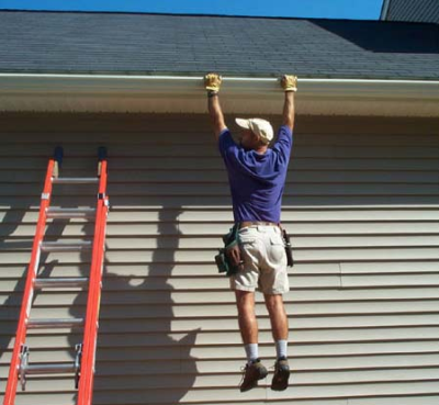 Hurricane Seamless Gutters, Inc Logo