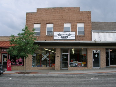 Fred's Train Shop Logo
