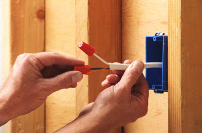 Larchmont Denny's Electrical Builders, Inc Logo