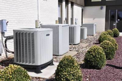 R M Estes &amp; Co Heating and Air Logo