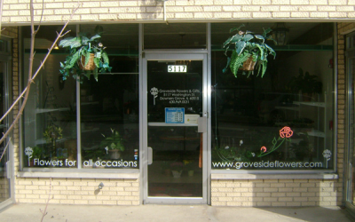 Groveside Flowers and Gifts Logo