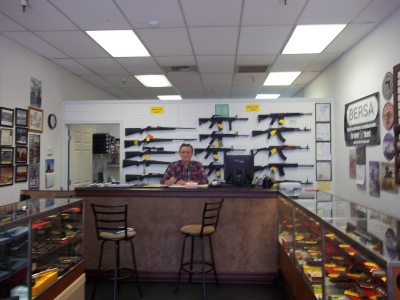 Burl's Gun Sales Logo