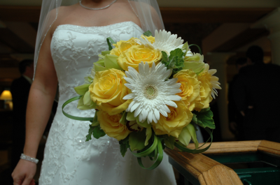 Lake Forest Donna's Custom Flowers Logo