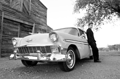 Meghan Vaughan Photography Logo