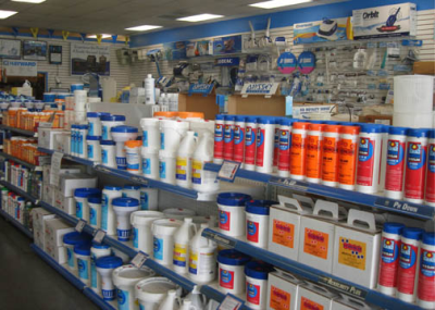 Mac's Pool &amp; Spa Supply Logo