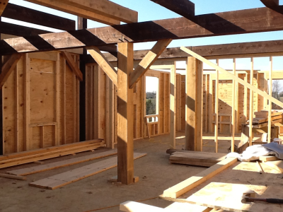 The Renovator Specialist Logo