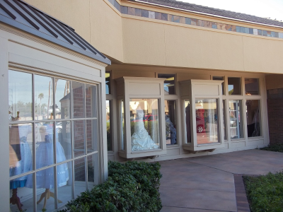 La Bella Bridal Boutique Image