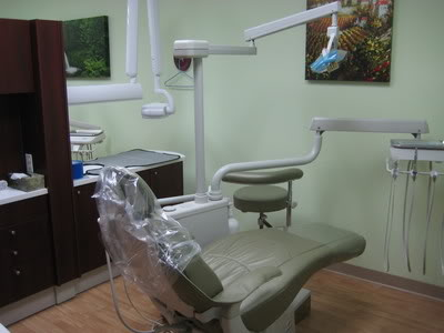 Newens Charles DDS Logo