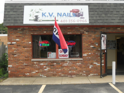 K.V Nails Logo