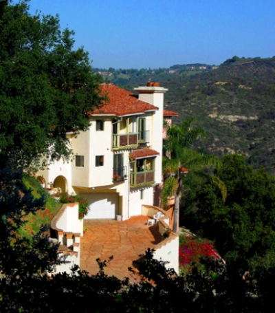 Topanga Canyon Inn Bed and Breakfast Logo