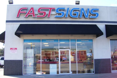FASTSIGNS Image