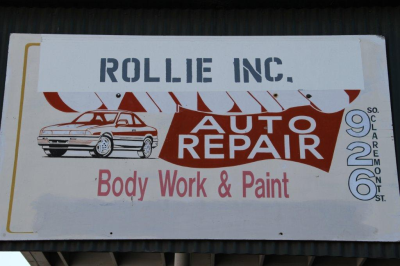 Rollie Auto Body &amp; Towing Logo