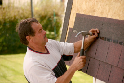 Colonial Roofing &amp; Repair Logo