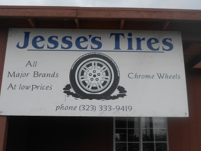 Jesses Tires Logo