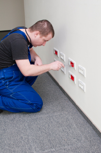 Mason West General Contractors &amp; Electrical Logo