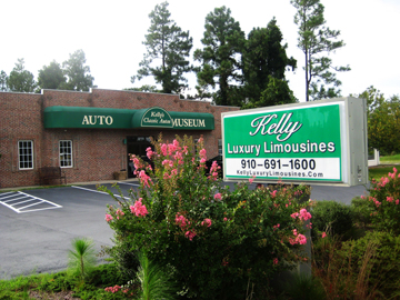 Kelly Limousines Logo