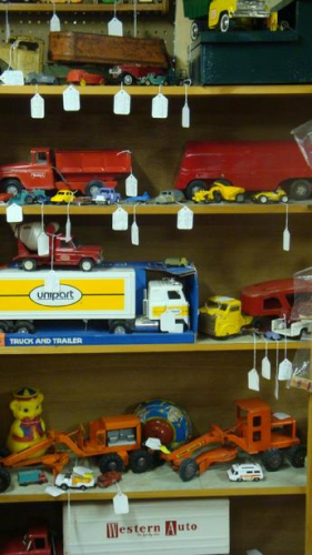 Fairfield Antique Mall Image