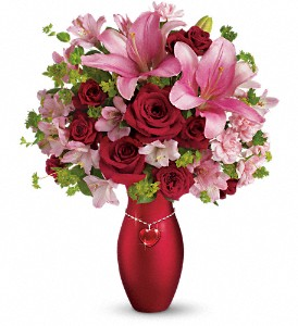 Edwards Flowers & More Image