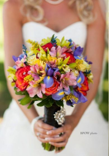 Monaco Flowers &amp; Gift Baskets Logo